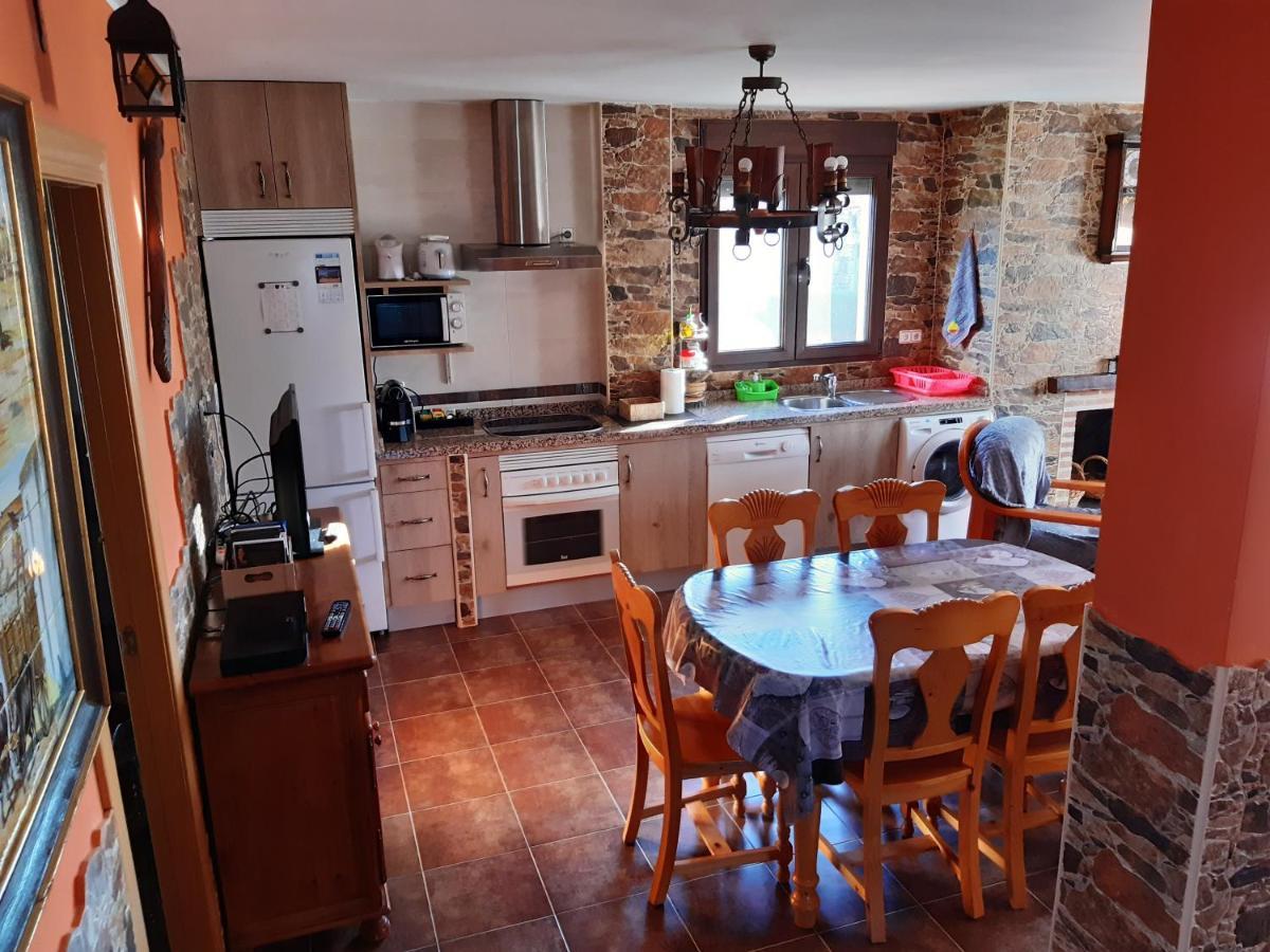 Casa Rural Mi Descanso Valdefuentes de Sangusín Dış mekan fotoğraf