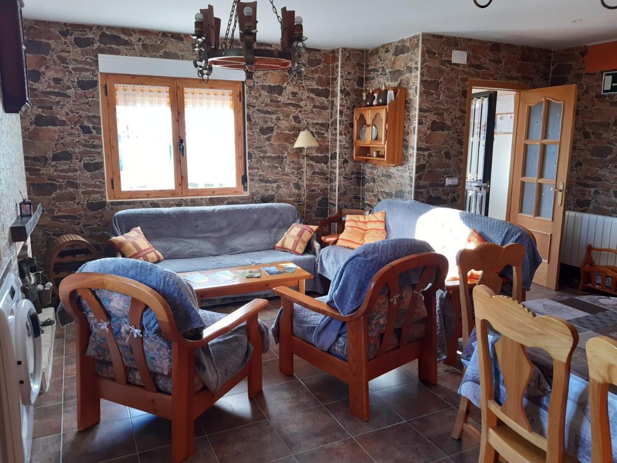 Casa Rural Mi Descanso Valdefuentes de Sangusín Dış mekan fotoğraf