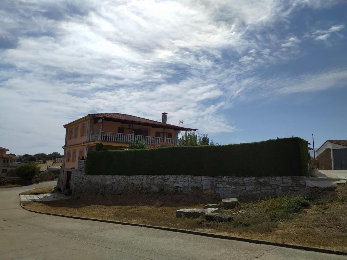 Casa Rural Mi Descanso Valdefuentes de Sangusín Dış mekan fotoğraf