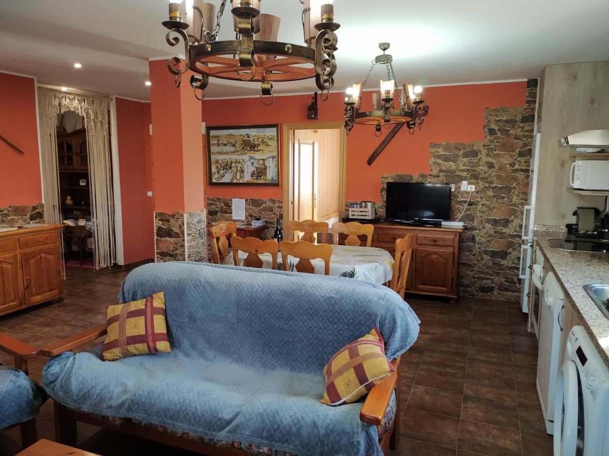 Casa Rural Mi Descanso Valdefuentes de Sangusín Dış mekan fotoğraf